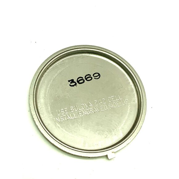 Bulova Accutron Men's Watch Vintage 1970's N7 Swiss Quartz 3669 Gold Steel 35mm - Picture 7 of 16